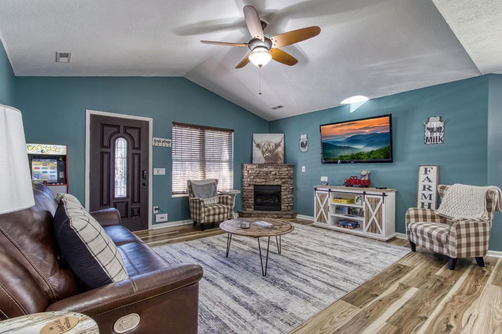 The Mason Jar, Hot Tub, Wifi, 1089 Free Tickets Each Paid Day, Dollywood And More! Pigeon Forge Exteriér fotografie
