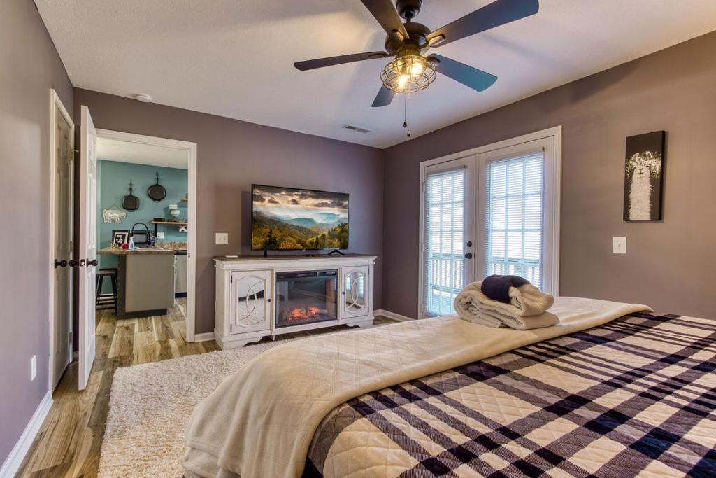 The Mason Jar, Hot Tub, Wifi, 1089 Free Tickets Each Paid Day, Dollywood And More! Pigeon Forge Exteriér fotografie