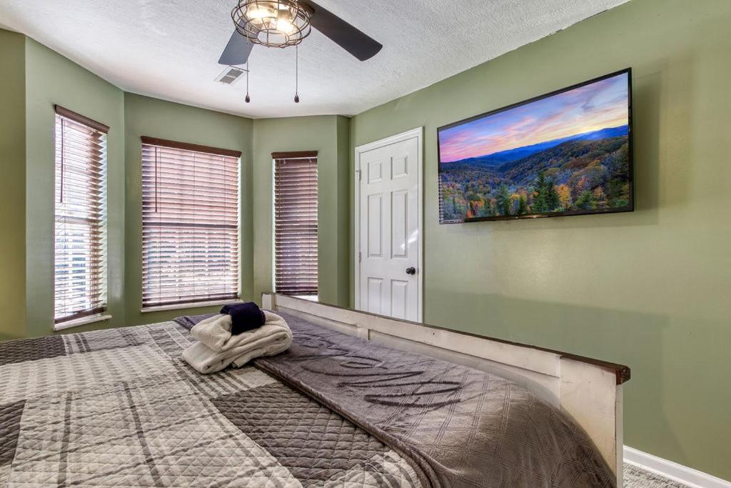 The Mason Jar, Hot Tub, Wifi, 1089 Free Tickets Each Paid Day, Dollywood And More! Pigeon Forge Exteriér fotografie