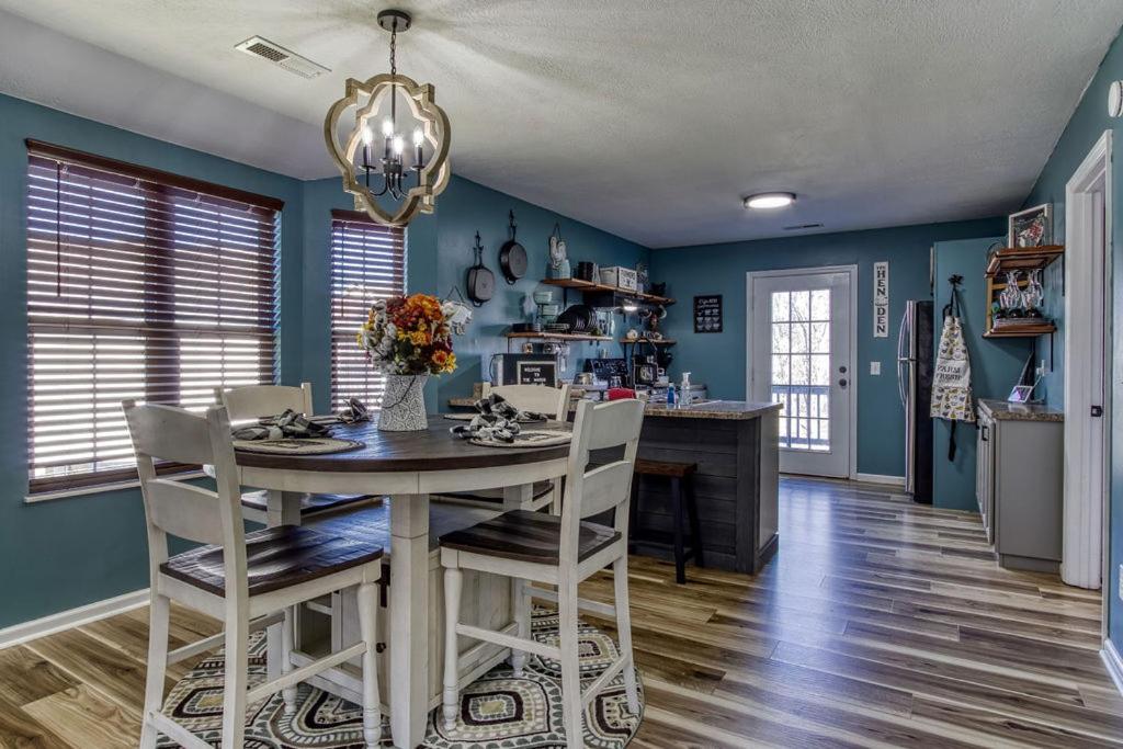 The Mason Jar, Hot Tub, Wifi, 1089 Free Tickets Each Paid Day, Dollywood And More! Pigeon Forge Exteriér fotografie