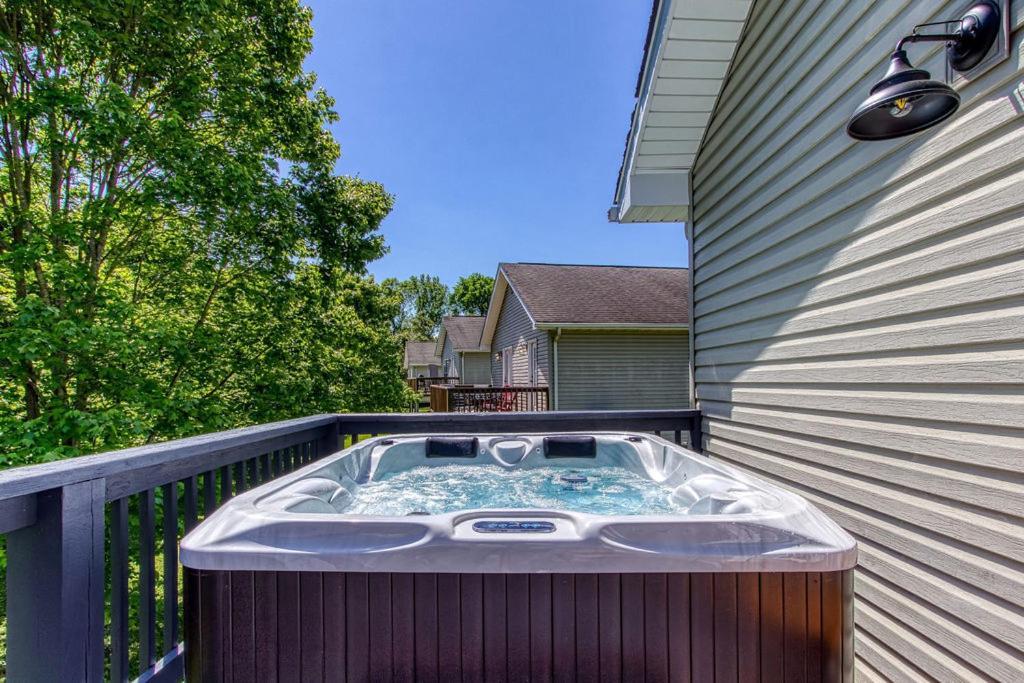 The Mason Jar, Hot Tub, Wifi, 1089 Free Tickets Each Paid Day, Dollywood And More! Pigeon Forge Exteriér fotografie